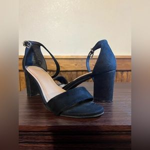 Good condition will clean before ship.